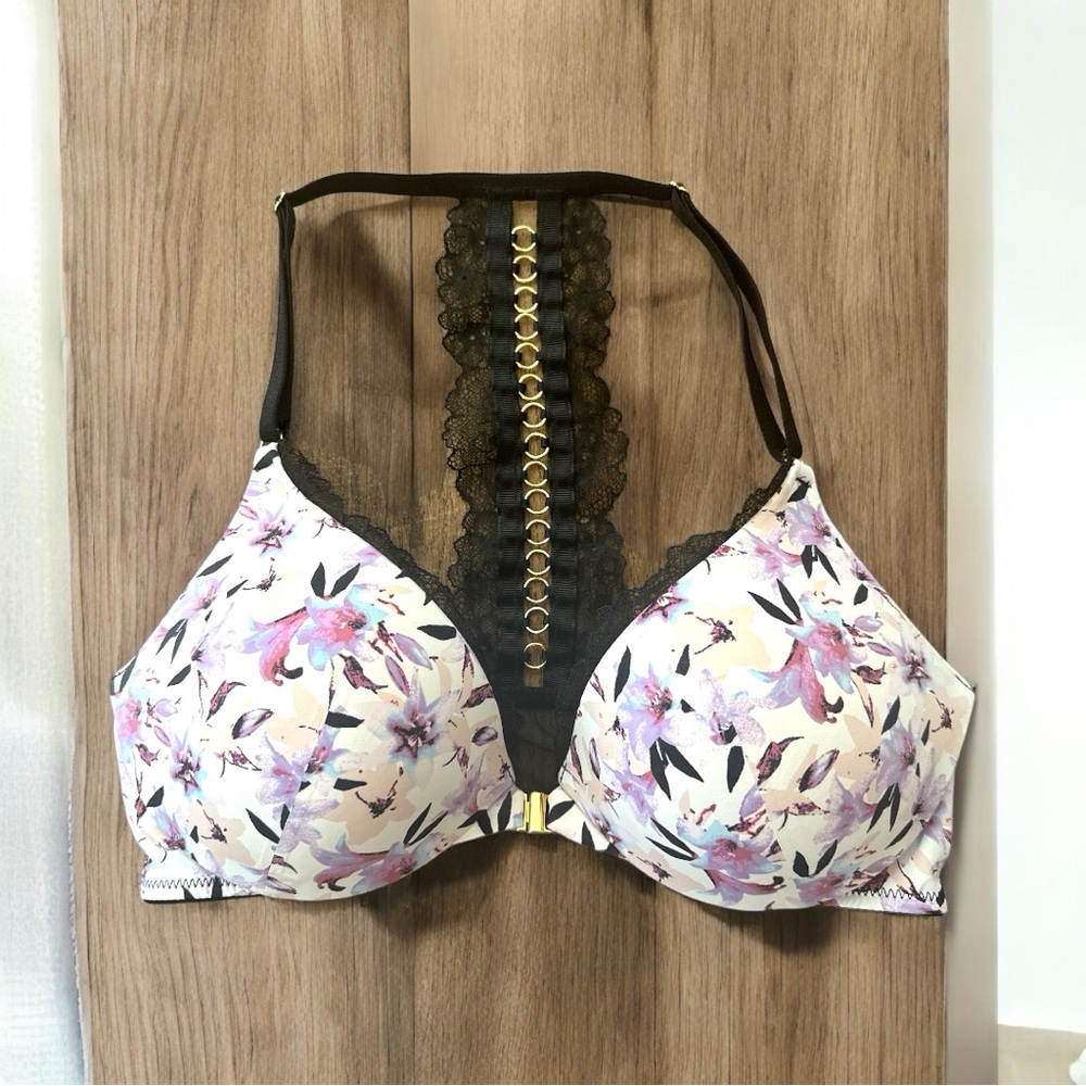 Victoria’s Secret Very sexy uplift plunge bra size 34C Racerback with front snap